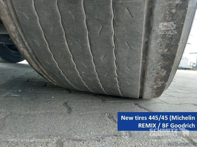 Atvērta puspiekabe ar tentu Schmitz Cargobull Curtainsider Mega