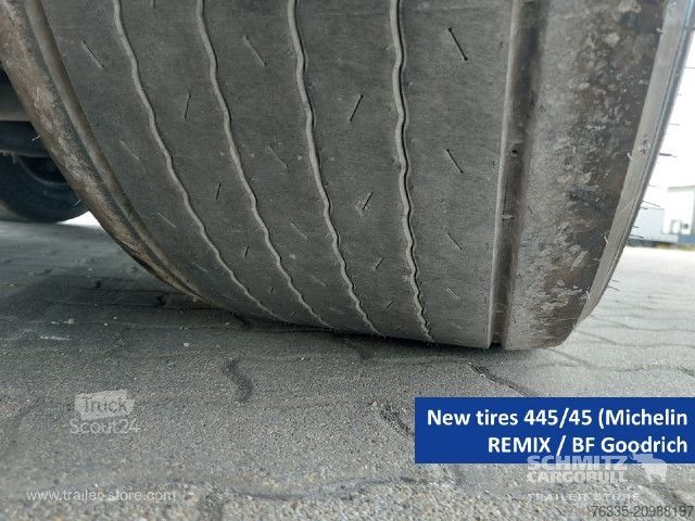 Atvērta puspiekabe ar tentu Schmitz Cargobull Curtainsider Mega