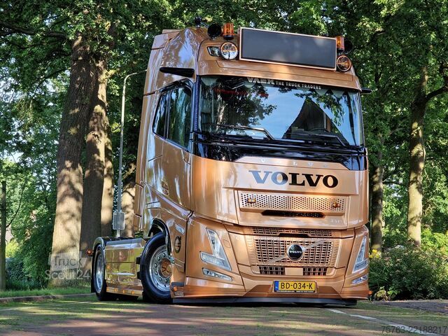 Standard-SZM Volvo FH 13.500 Aero Globetrotter XL 4x2 - New - Full...