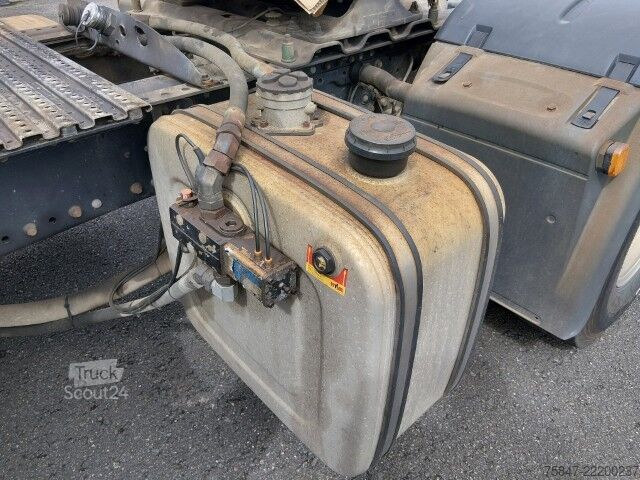 Standard nyergesvontató MAN TGX 18.470 BL Kipphydraulik Retarder Alu