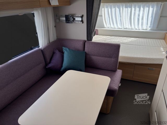 Caravane ADRIA Adora 673 PK Tandemachse, Mikro, Fußbodenheizung