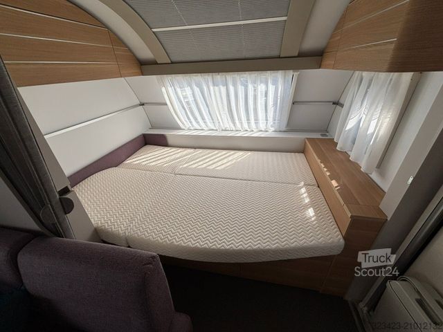 Caravane ADRIA Adora 673 PK Tandemachse, Mikro, Fußbodenheizung