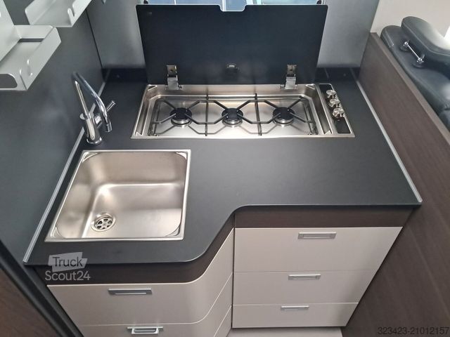 Camping-car semi-intégré ADRIA Matrix Supreme 670 SL LED,Radio,RFK,Safety+Style