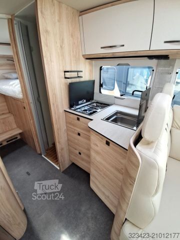 Integrerad husbil EURAMOBIL Integra Line IL 720 EB SAT, SOLAR, LUFTFEDERUNG