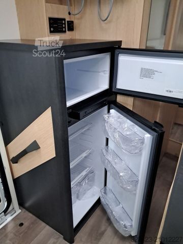 Camping-car semi-intégré SUNLIGHT Adventure T 67S Automatik, Dörr Edition, TV