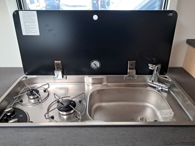 Camping-car semi-intégré SUNLIGHT Adventure V 66 Automatik, Dörr Edition, TV