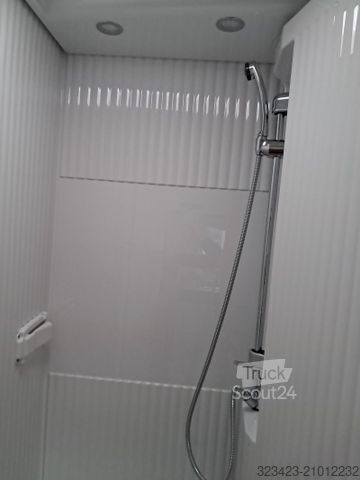 Camping-car semi-intégré SUNLIGHT Adventure V 66 Automatik, Dörr Edition, TV