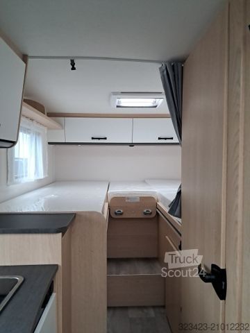 Camping-car semi-intégré SUNLIGHT Adventure V 66 Automatik, Dörr Edition, TV