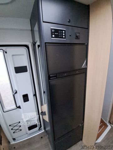 Camping-car semi-intégré SUNLIGHT Adventure T 68C Automatik, Dörr Edition, TV