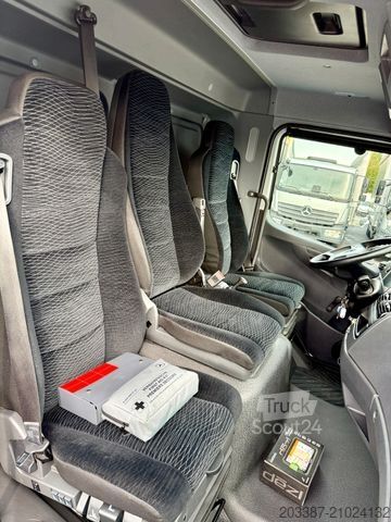 Fourgon tôlé MERCEDES-BENZ Atego 821/ isoliert mit Heizfunktion/ 3-Sitzer