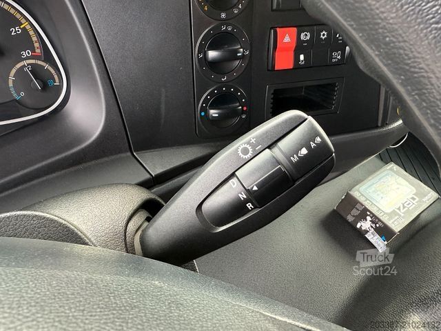 Fourgon tôlé MERCEDES-BENZ Atego 821/ isoliert mit Heizfunktion/ 3-Sitzer