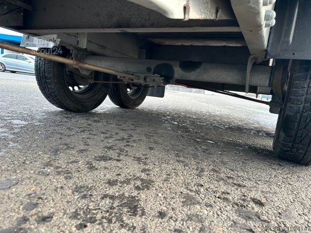 Remorque ouverte avec bâche HUMBAUR HT20.26.16/ Tandemhänger 2.000kg/ Planenaufbau