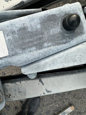 Remorque ouverte avec bâche HUMBAUR HT20.26.16/ Tandemhänger 2.000kg/ Planenaufbau