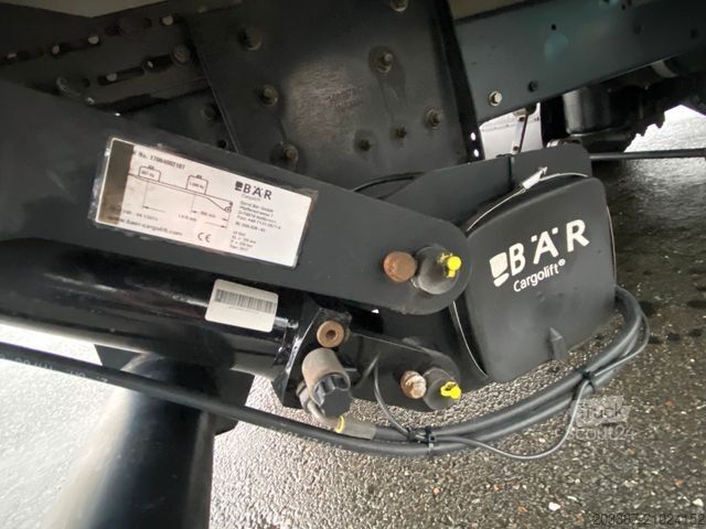 Fourgon tôlé IVECO EUROCARGO 75-190/ 3Sitzer/ LBW/ R-Kamera/ Klima