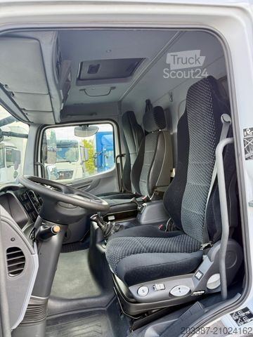 Fourgon tôlé MERCEDES-BENZ Atego 818/LBW/3-Sitz/Blatt-Blatt