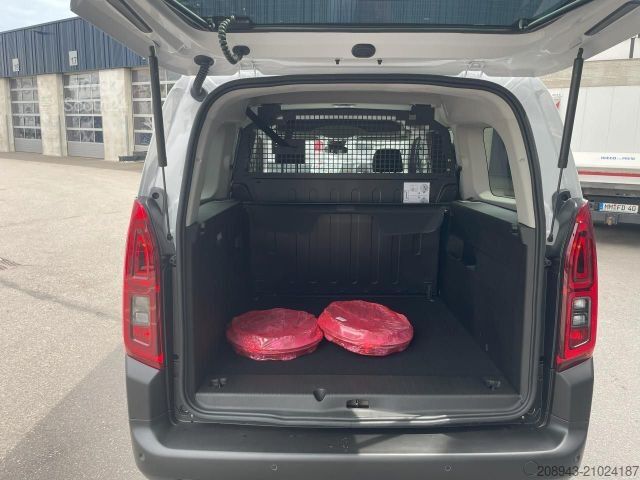 Minibus FIAT Doblò Serie 3 L2 Kombi 100 MT - 5-Sitzer