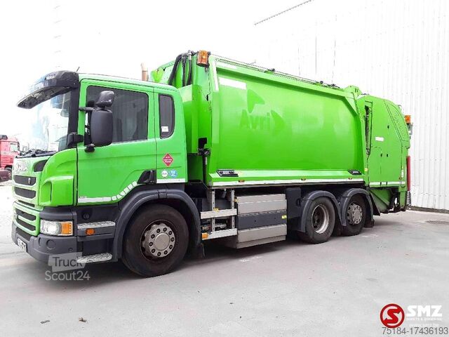 Camion d'enlèvement des ordures ménagères Scania P 310 CNG