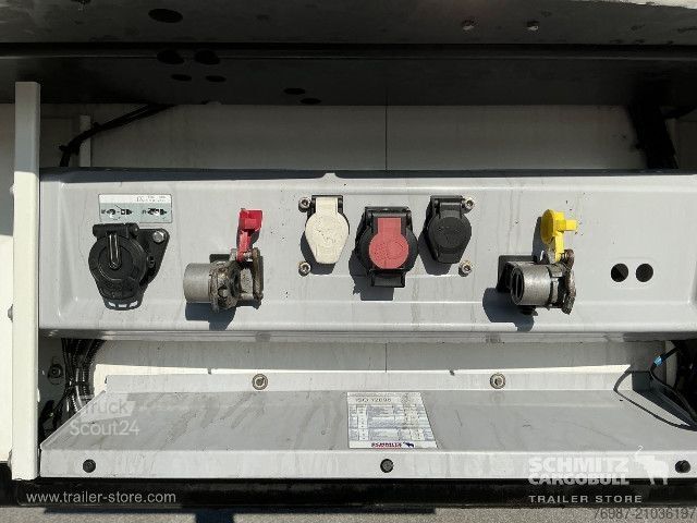 Koeloplegger Schmitz Cargobull Tiefkühler Fleischhang