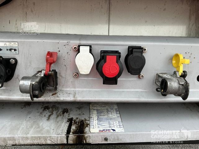 Koeloplegger Schmitz Cargobull Tiefkühler Fleischhang