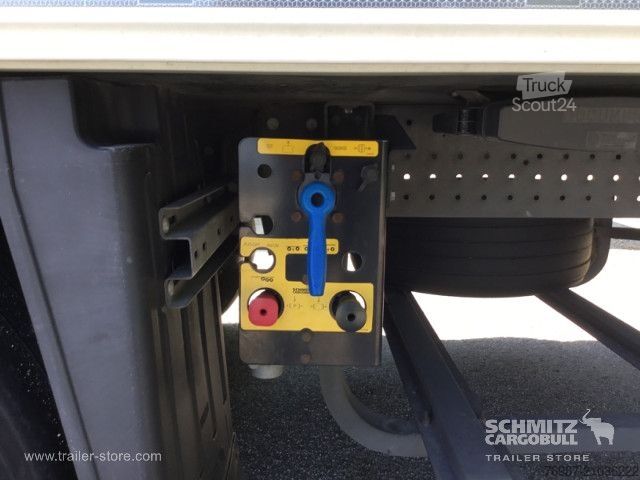 Koeloplegger Schmitz Cargobull Tiefkühler Fleischhang