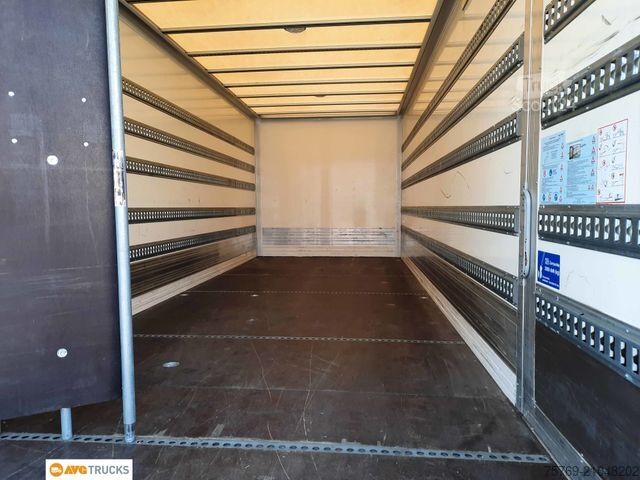 Camion caisson MERCEDES-BENZ 1827 L ACTROS Koffer 7,35 m mit Tür + LBW 2t