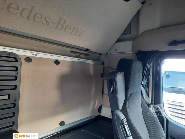 Camion de matières dangereuses MERCEDES-BENZ 1851 LS ACTROS L Giga Standklima Retarder