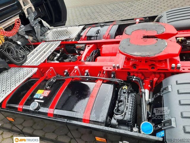 Грузовик для опасных материалов SCANIA S 660 V8 Retarder Standklima Leder Alu