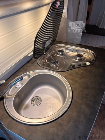 Caravan HYMER/ERIBA Feeling 425 Schlafdach/Combi 4 Heizung/I-Net