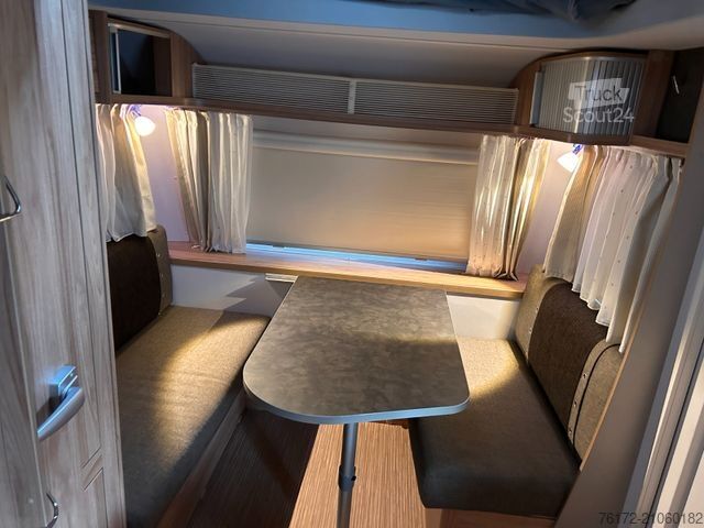 Caravan HYMER/ERIBA Feeling 425 Schlafdach/Combi 4 Heizung/I-Net