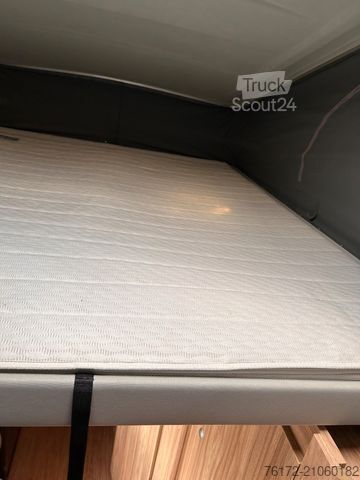 Caravan HYMER/ERIBA Feeling 425 Schlafdach/Combi 4 Heizung/I-Net