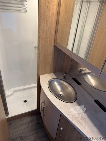 Caravan LMC Vivo 580/Heckbad/Dusche/Bugküche