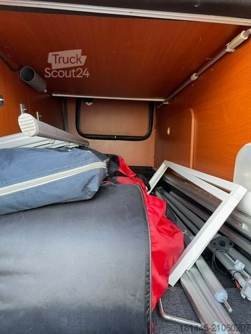 Halvintegrerad husbil GIOTTILINE W 58 Windy Queensbett/Hubbett/ras