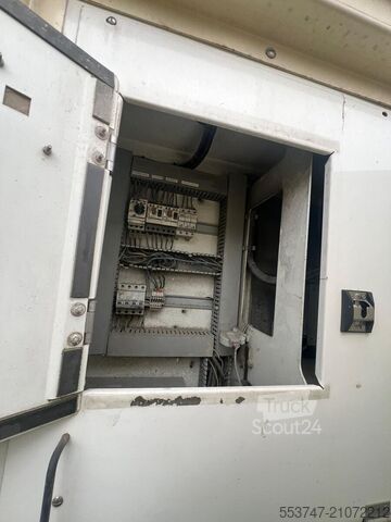 Gesloten bak  SDMO XS 910 K