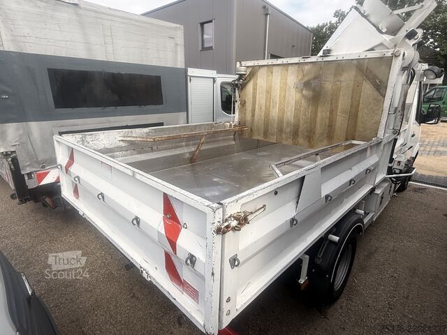 Erikoiskäyttöinen kuntajulkinen ajoneuvo Mercedes-Benz Sprinter 516 CDI Sinkkastenreiniger
