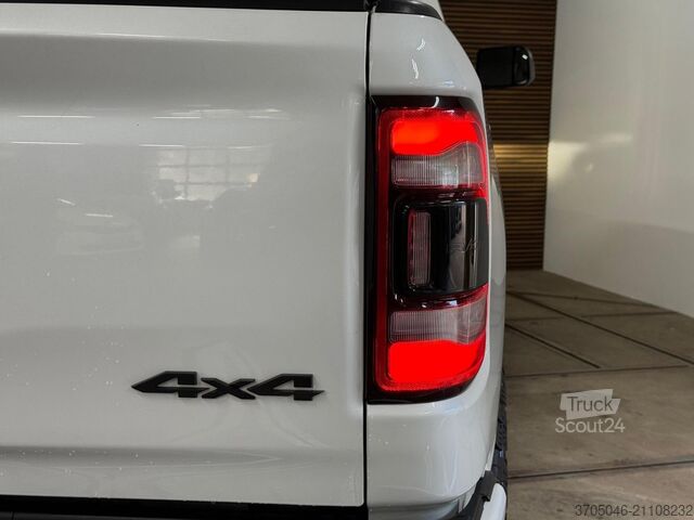  Ram RAM 1500 SPORT CREW CAB