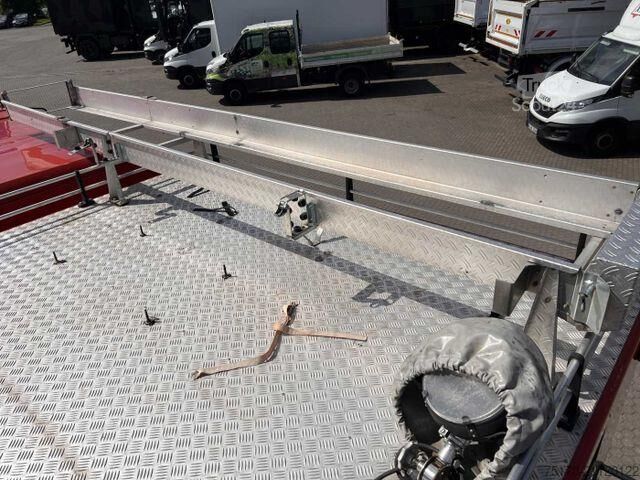 Iveco 75-16 AW 4x4 LF8 Hasičské vozidlo s prídavným kúrením, 9 miest na sedenie Iveco 75-16 AW 4x4 LF8 Feuerwehr Standheizung 9 Sitze