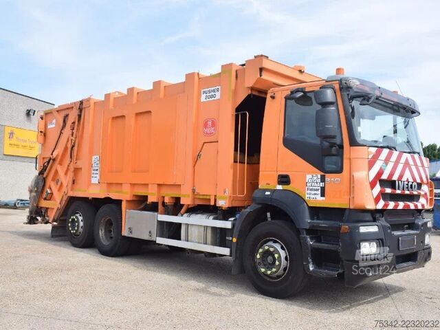 Véhicule de collecte des déchets Iveco AD260S31