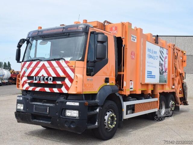 Véhicule de collecte des déchets Iveco AD260S31