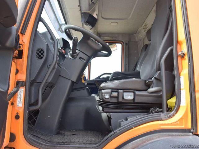 Véhicule de collecte des déchets Iveco AD260S31