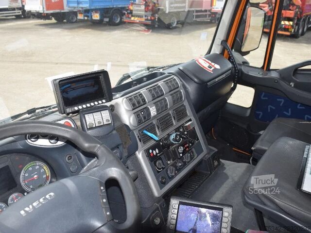 Véhicule de collecte des déchets Iveco AD260S31