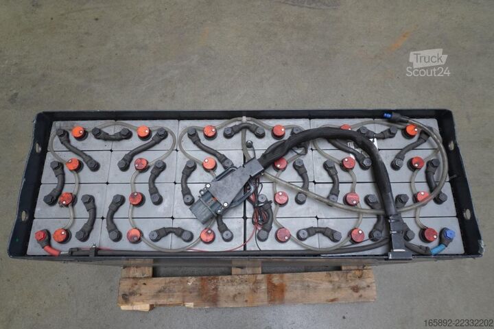 Batterie de chariot élévateur TRIATHLON 48 Volt 5 PzS 775 Ah