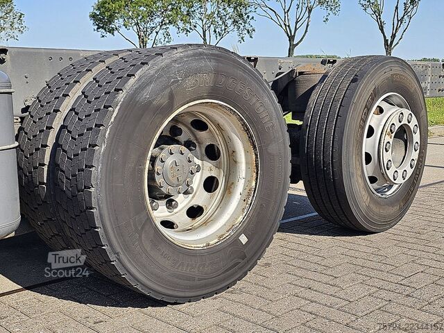 Alusta ja ohjaamo DAF XF 480 FAN 6X2 STEERAXLE