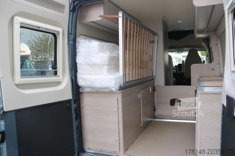 Wohnwagen/Wohnmobil Bürstner Campeo C 640