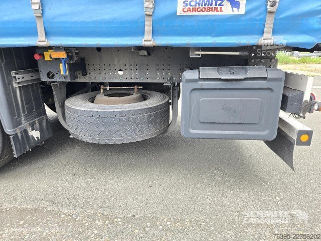 Semi-remorque bâchée Schmitz Cargobull Semitrailer Curtainsider Standard