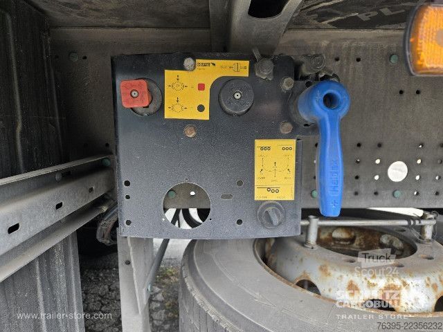 Otvorený náves s plachtou Schmitz Cargobull Semitrailer Curtainsider Standard