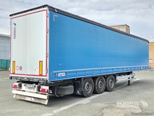 Otvorený náves s plachtou Schmitz Cargobull Semitrailer Curtainsider Standard
