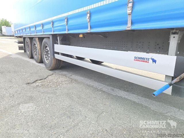 Otvorený náves s plachtou Schmitz Cargobull Semitrailer Curtainsider Standard