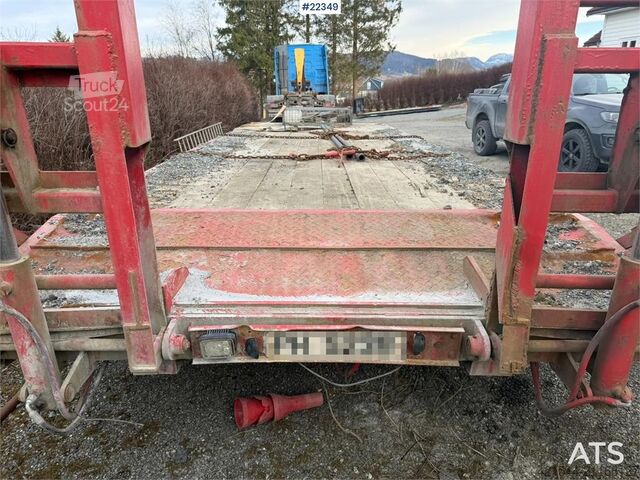 Nízky nakladač NC BT-24 3-axle equipment trailer with hydraulic ramp