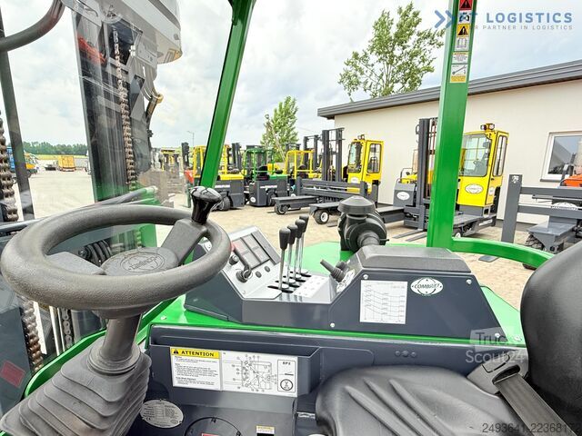 četruvirzienu iekrāvējs Combilift CB3000 / TRIPLEX 4900MM / FREE LIFT