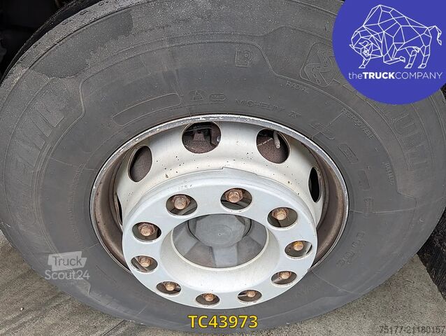 Véhicule de collecte des déchets Renault C 430